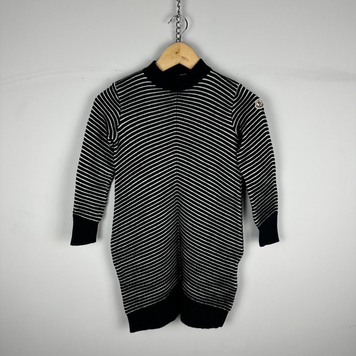Moncler Moncler Kids Dress 8/130 Size XS / US 0-2 / IT 36-38 - 1 Thumbnail