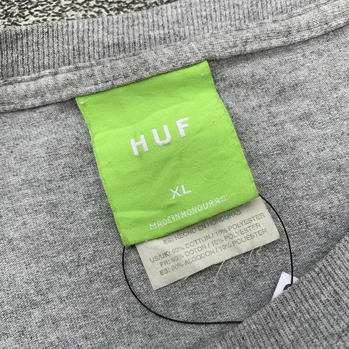 Huf HUF worldwide longslevee t-shirt Size US XL / EU 56 / 4 - 3 Thumbnail