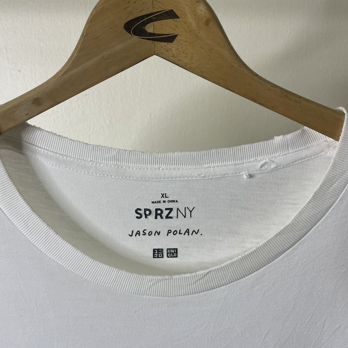 Japanese Brand Jason Polan x Uniqlo Collaboration T Shirt Size US XL / EU 56 / 4 - 3 Thumbnail