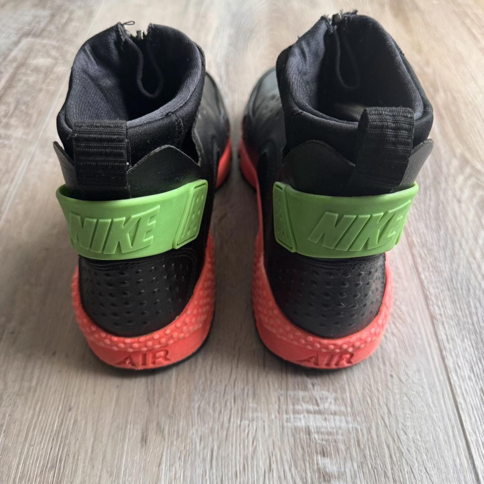 Nike NIKE • WMNS Air Huarache Mid (7.5M) Size US 7.5 / EU 40-41 - 8 Thumbnail