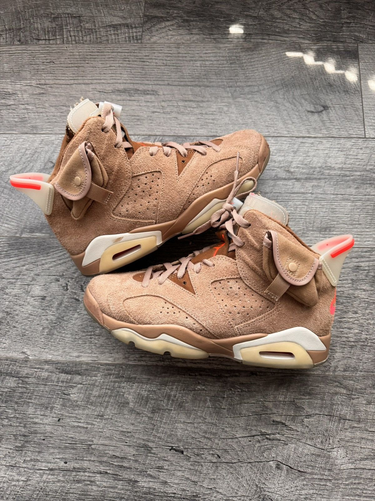 travis scott retro 6 khaki