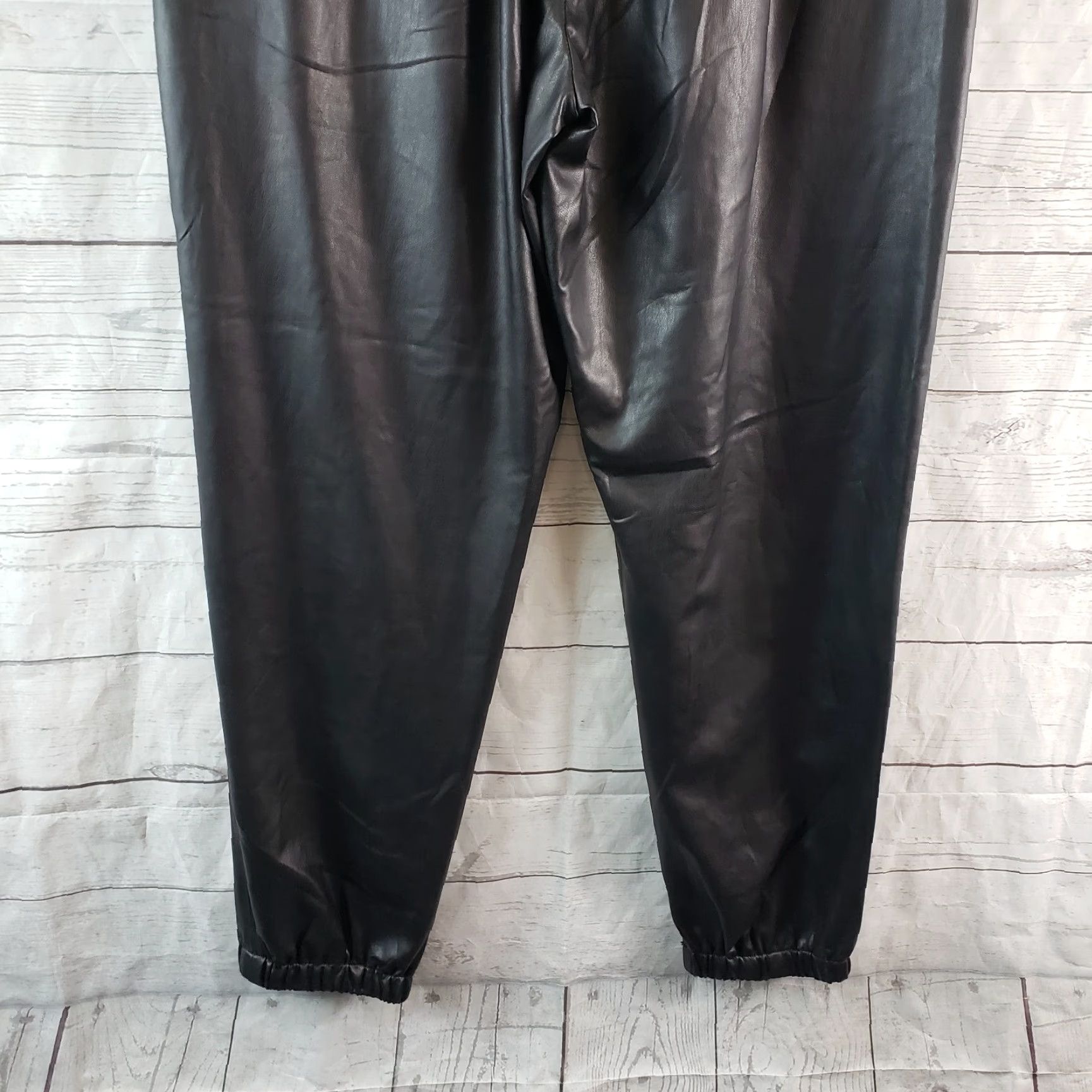 Vintage BLANKNYC Womens Faux Leather Jogger Pants Sz 29 Black Drawstring Pants Jeans Trousers Size 29" - 5 Thumbnail