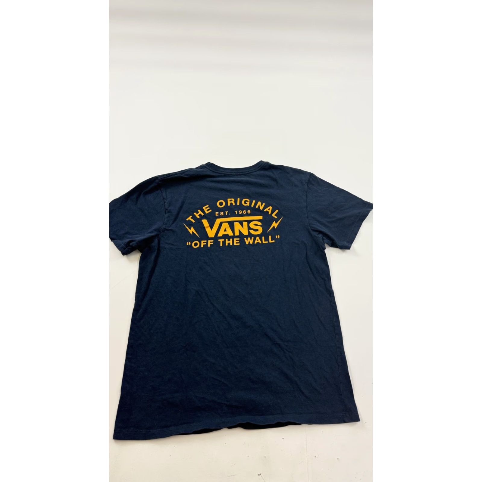 Vans Vans Shirt Mens Medium Blue The Original Off The Wall Graphic Tee Tagless Skate Shirt Mens Graphic Tee Size US M / EU 48-50 / 2 - 6 Thumbnail