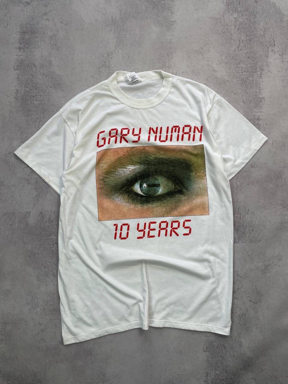 Band Tees × Japanese Brand × Vintage Vintage 90s Gary Numan 10 Years Eye Tee T-Shirt Y2K Size US XL / EU 56 / 4 - 1 Thumbnail