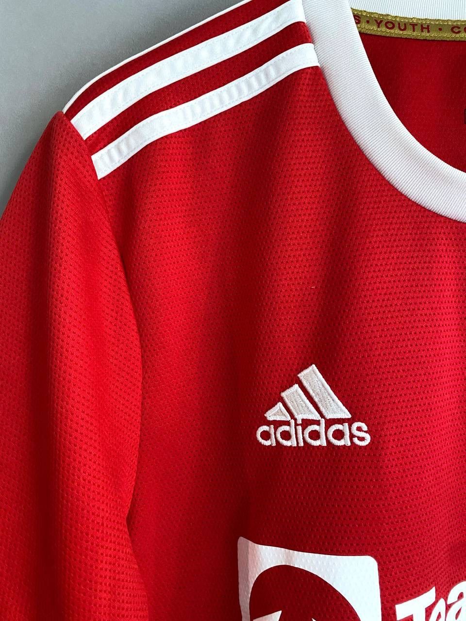 Adidas Manchester United 2021/22 Home Soccer Jersey, Size M H31447 Size US M / EU 48-50 / 2 - 5 Thumbnail