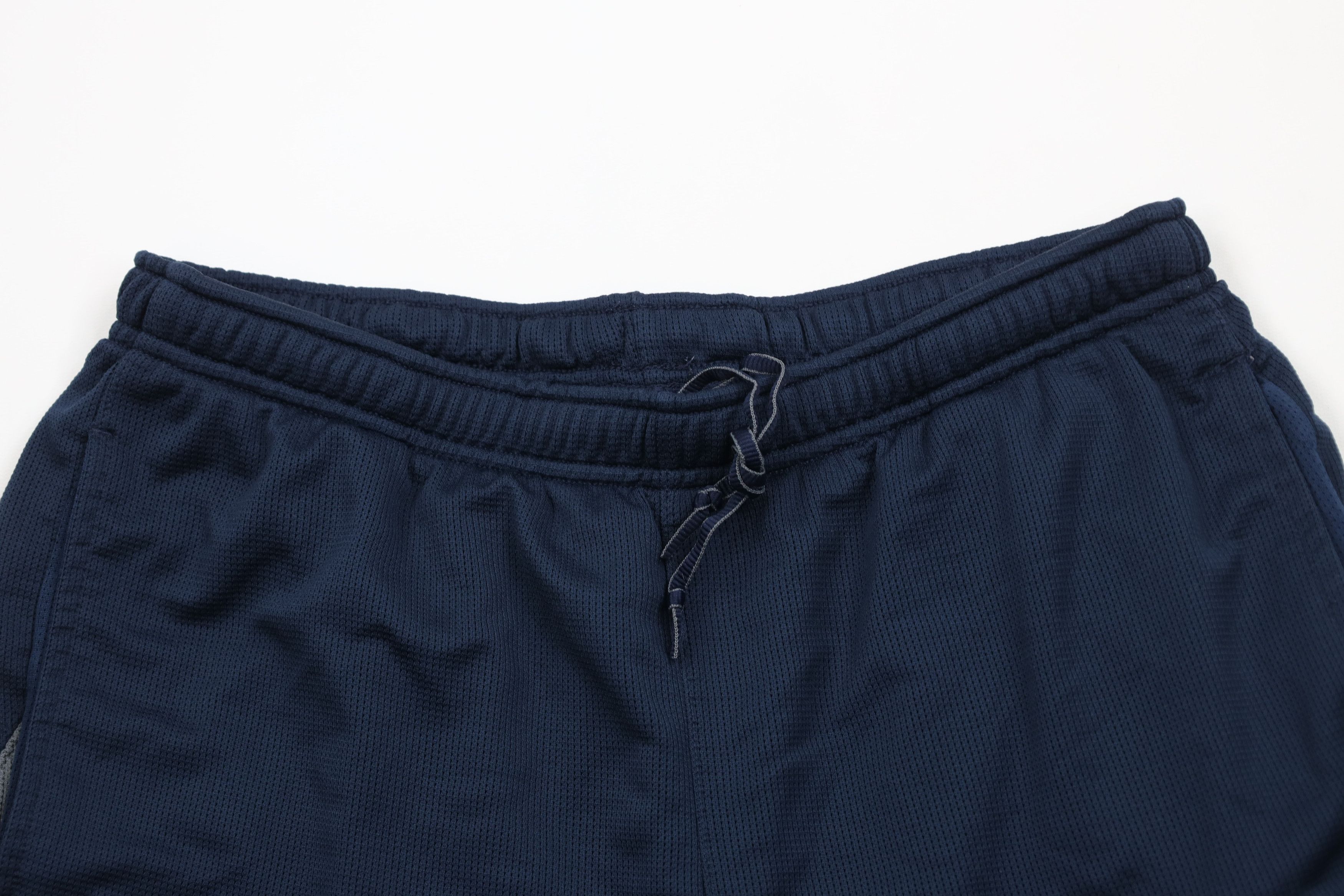 Nike × Vintage Vintage Nike Scott Mini Swoosh Thermal Knit Shorts Blue Size US 34 / EU 50 - 2 Thumbnail
