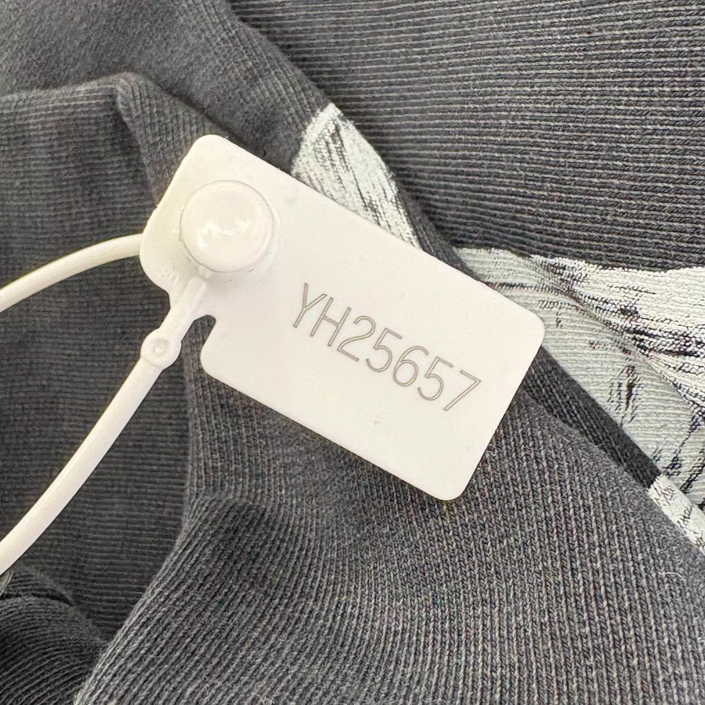 Balenciaga BLCG Palm Tree Island Print Hoodie Gray Size 2 Size US M / EU 48-50 / 2 - 7 Thumbnail