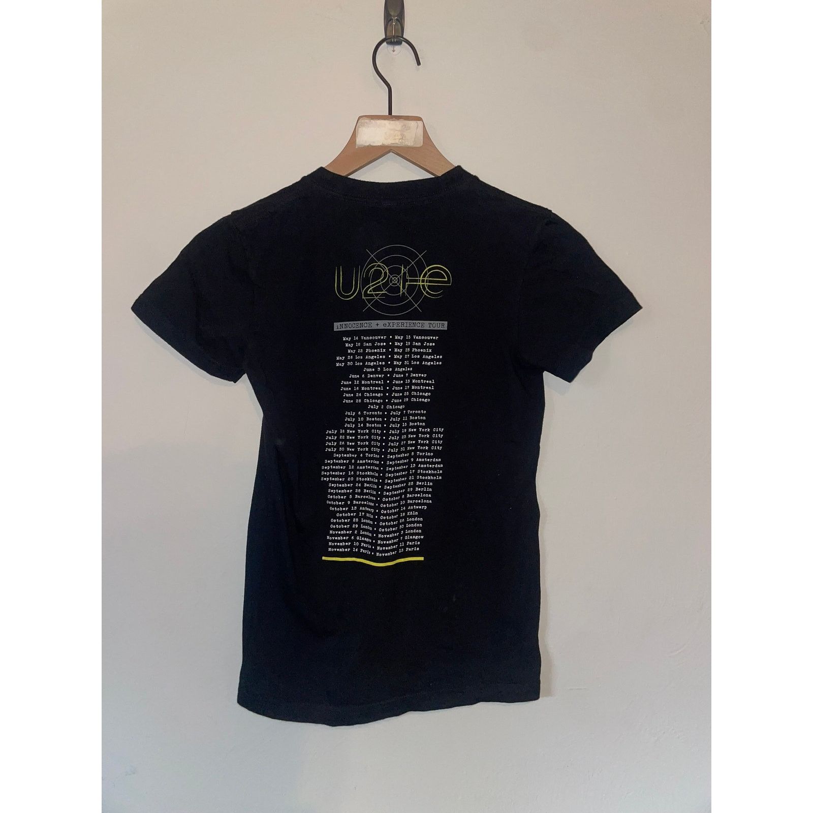 Band Tees Womens U2 Tour Shirt IE Innoccence Concert Tee M 2015 Medium Size M / US 6-8 / IT 42-44 - 5 Thumbnail