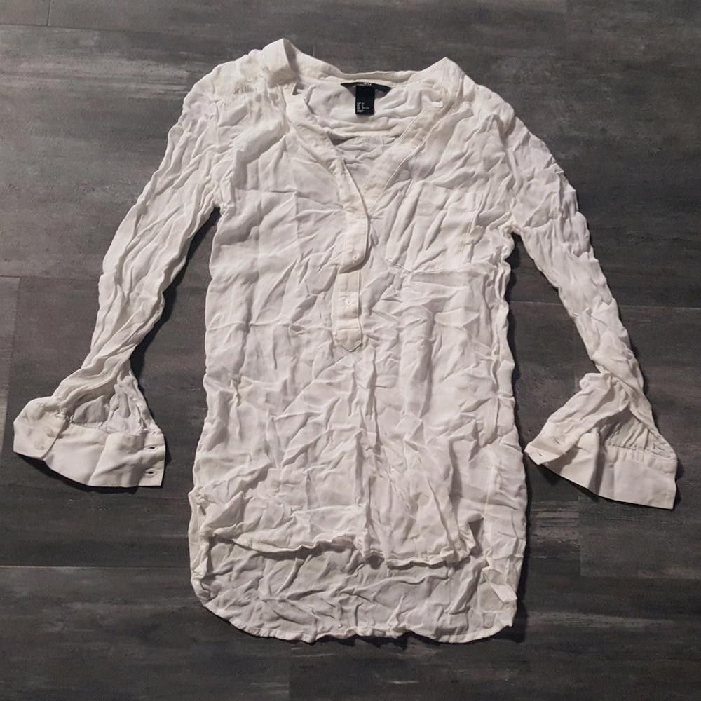 H&M White Crinkle Detailed H&M Dressy Blouse Size XS / US 0-2 / IT 36-38 - 1 Thumbnail