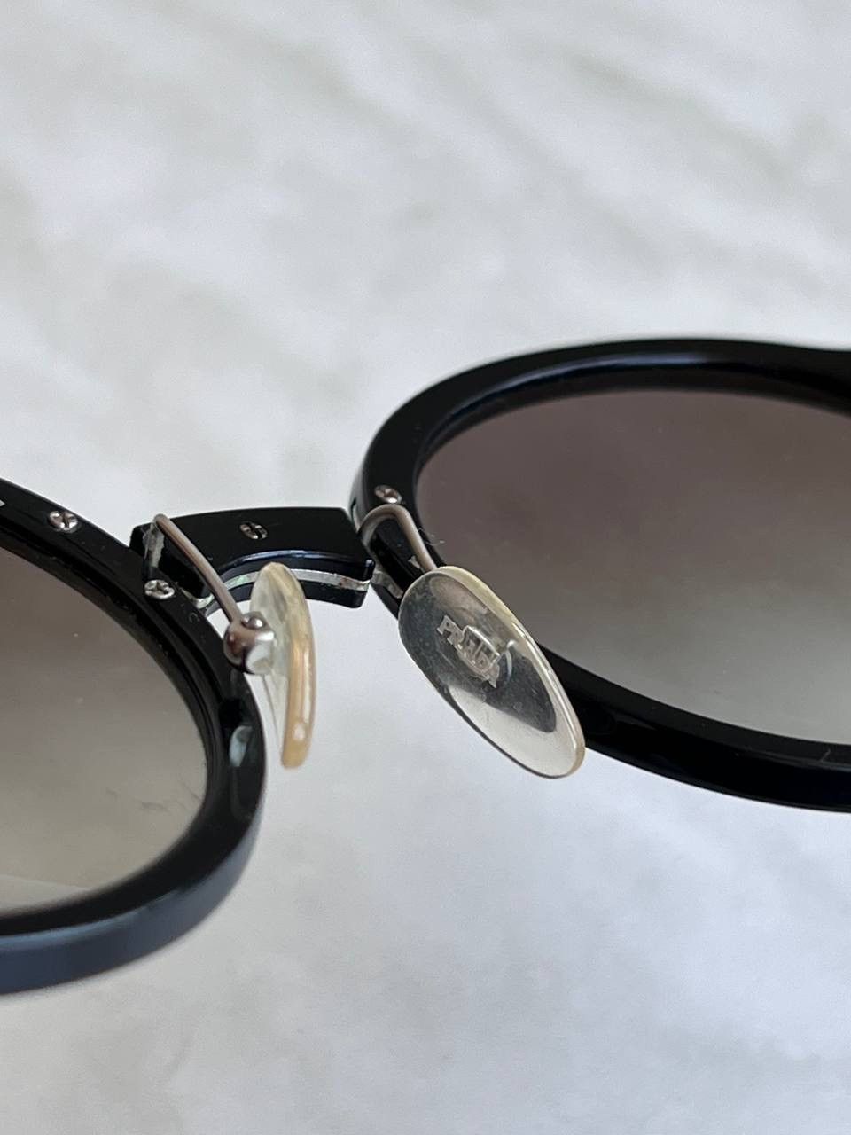 Prada Vintage Prada Sunglasses Black Eyewear's SPR 13U Avant-garde Size ONE SIZE - 7 Thumbnail