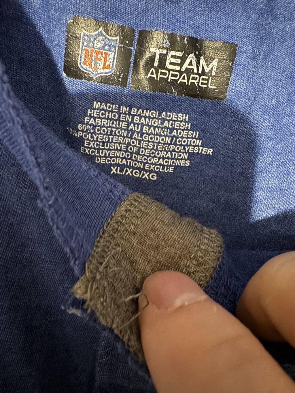 NFL Indianapolis Colts Distressed Henley L/S T-Shirt Men XL Blue Size US XL / EU 56 / 4 - 4 Thumbnail