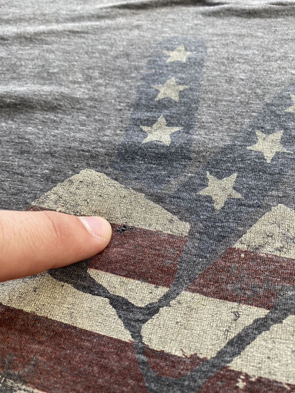 Lucky Brand 🔥Cowboy Western Vntg Lucky Brand tee gray mens s finger logo Size US S / EU 44-46 / 1 - 9 Thumbnail