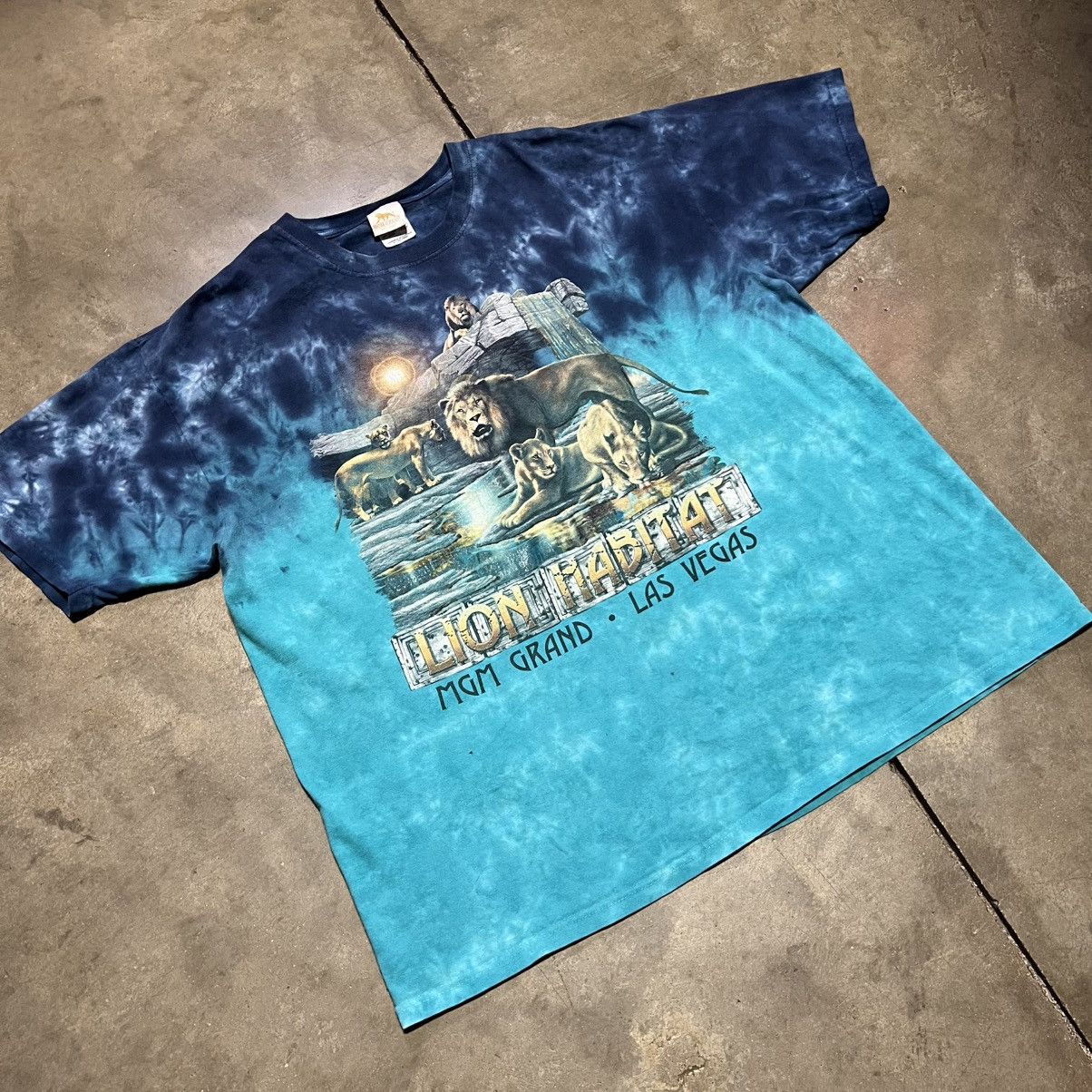 Habitat Vintage MGM Grand Lion Habitat Wildlife Graphic Tee Tie Dye Size US XL / EU 56 / 4 - 2 Thumbnail