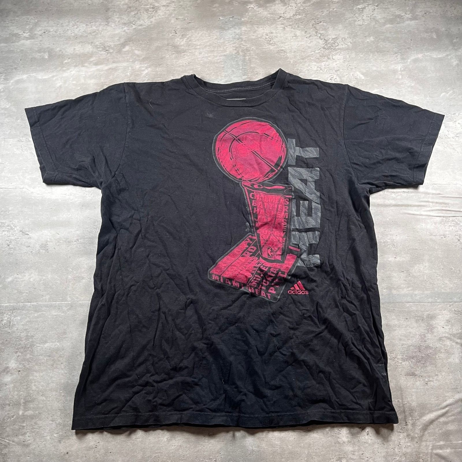 NBA Y2K Miami Heat T-shirt Size US L / EU 52-54 / 3 - 1 Thumbnail