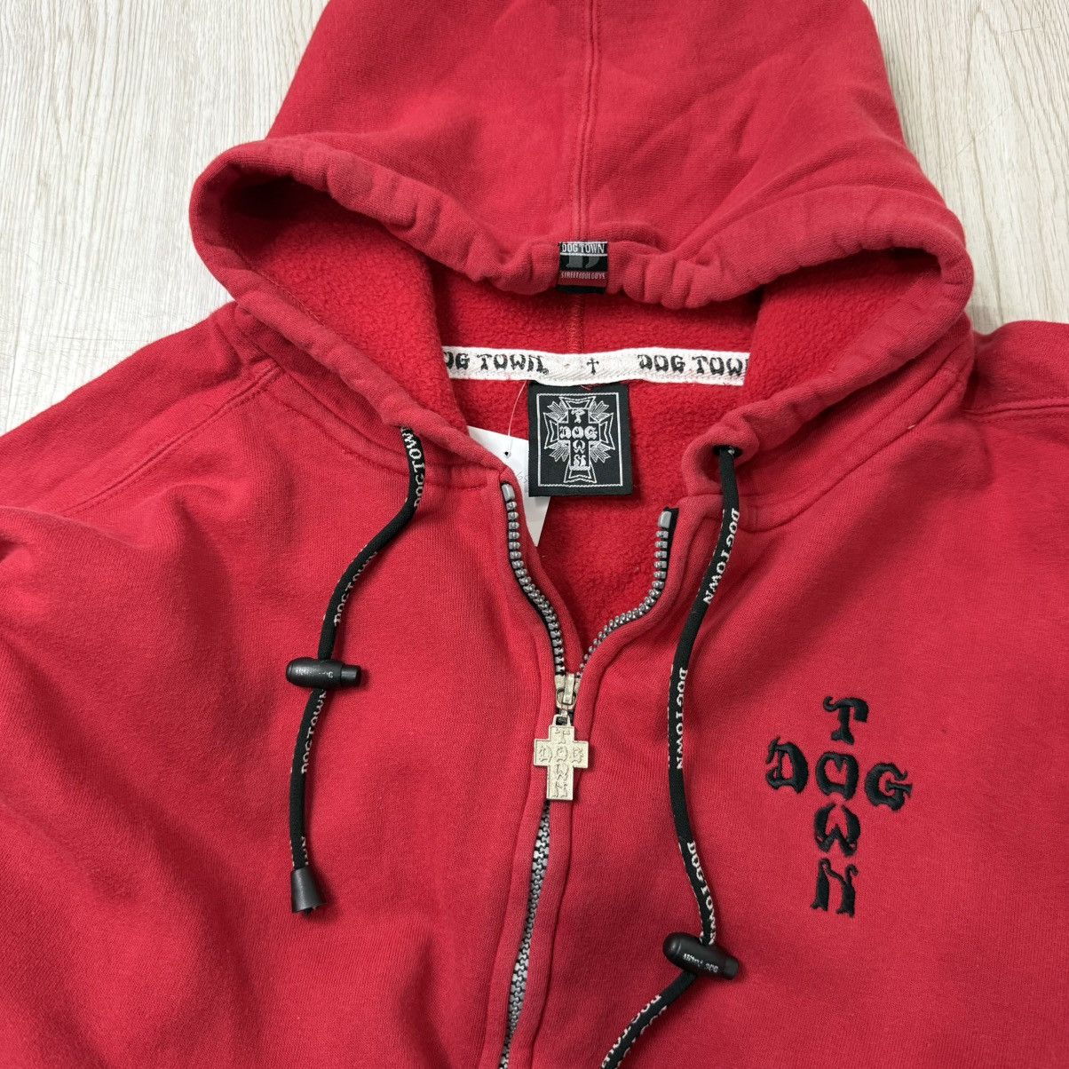 Dogtown DOGTOWN skull black dragon ziphoodie red Size US XL / EU 56 / 4 - 7 Thumbnail