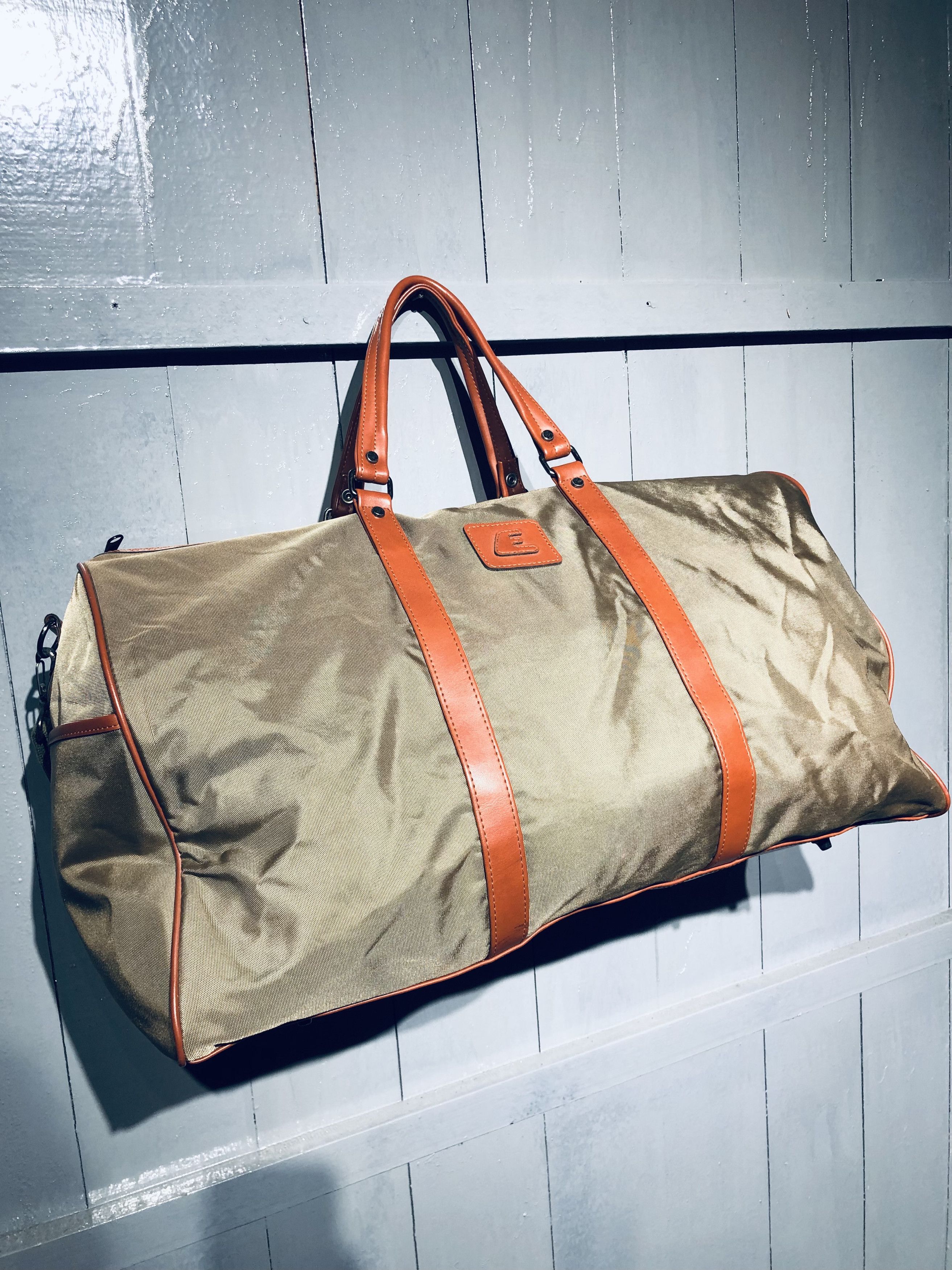 Japanese Brand JAPANESE KHAKI COLOR TRAVEL BAG Size ONE SIZE - 2 Thumbnail