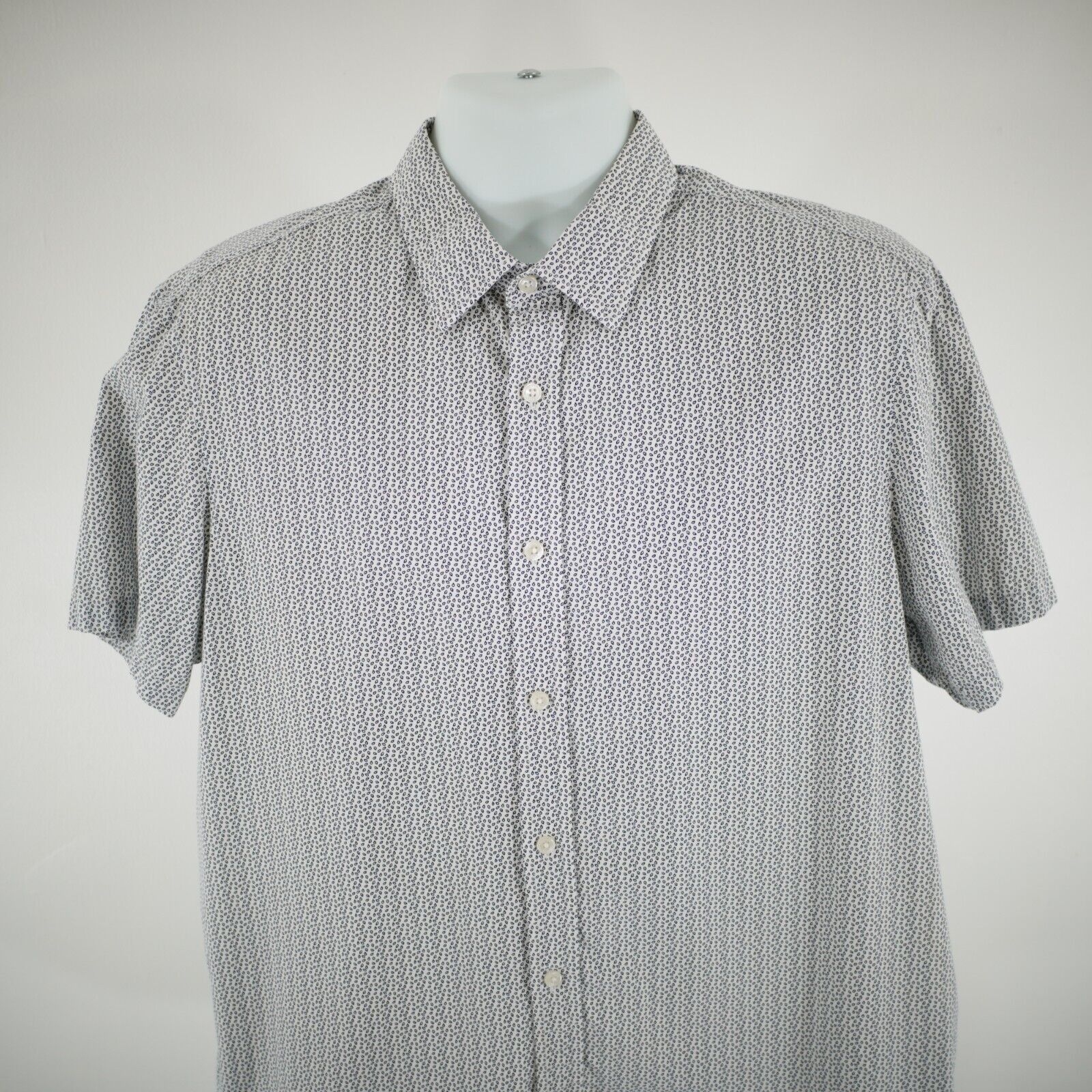 Michael Kors Michael Kors XL Classic Fit White Blue Paisley Collared Shor Size US XL / EU 56 / 4 - 1 Thumbnail
