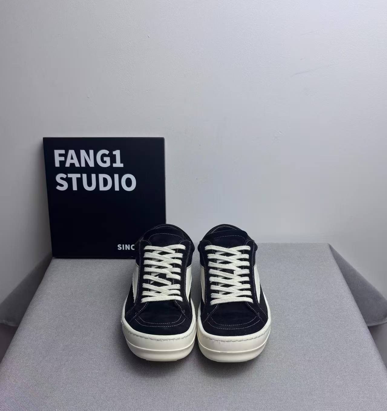Rick Owens Rick Owens Suede Black Lowtop Sneakers 39 Women Size US 8.5 / IT 38.5 - 10 Thumbnail