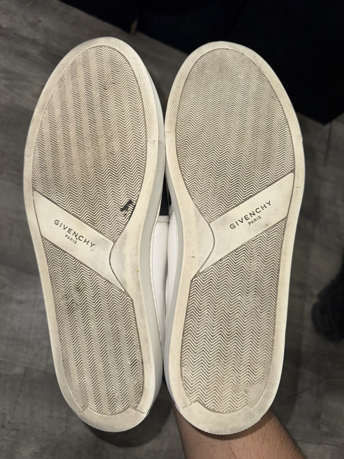 Givenchy Givenchy Urban Street Leather Sneakers With Logo Strap Size US 10 / EU 43 - 7 Thumbnail