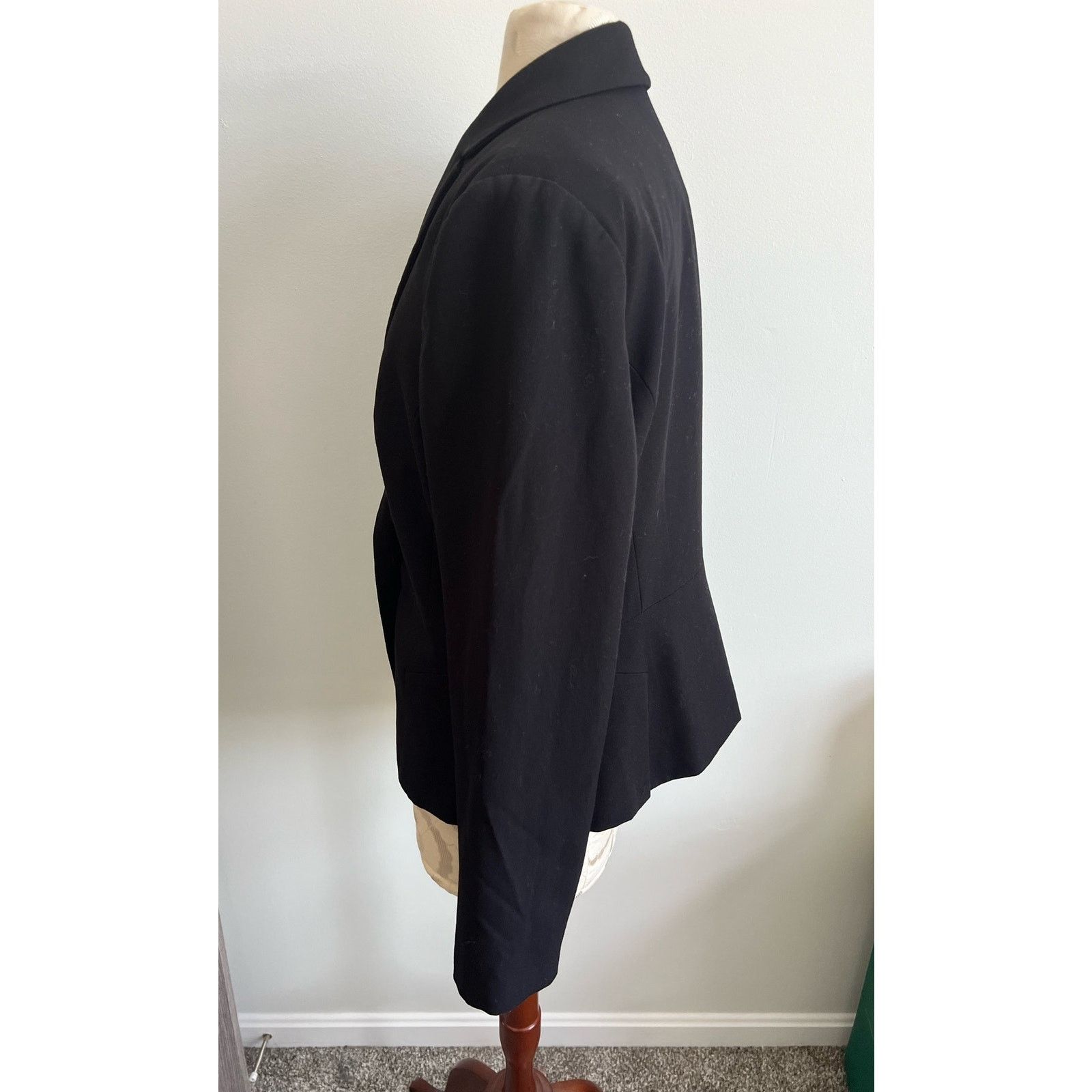 Worthington Worthington Single Buttoned Classic Black Blazer Size 14 Size XL / US 12-14 / IT 48-50 - 4 Thumbnail
