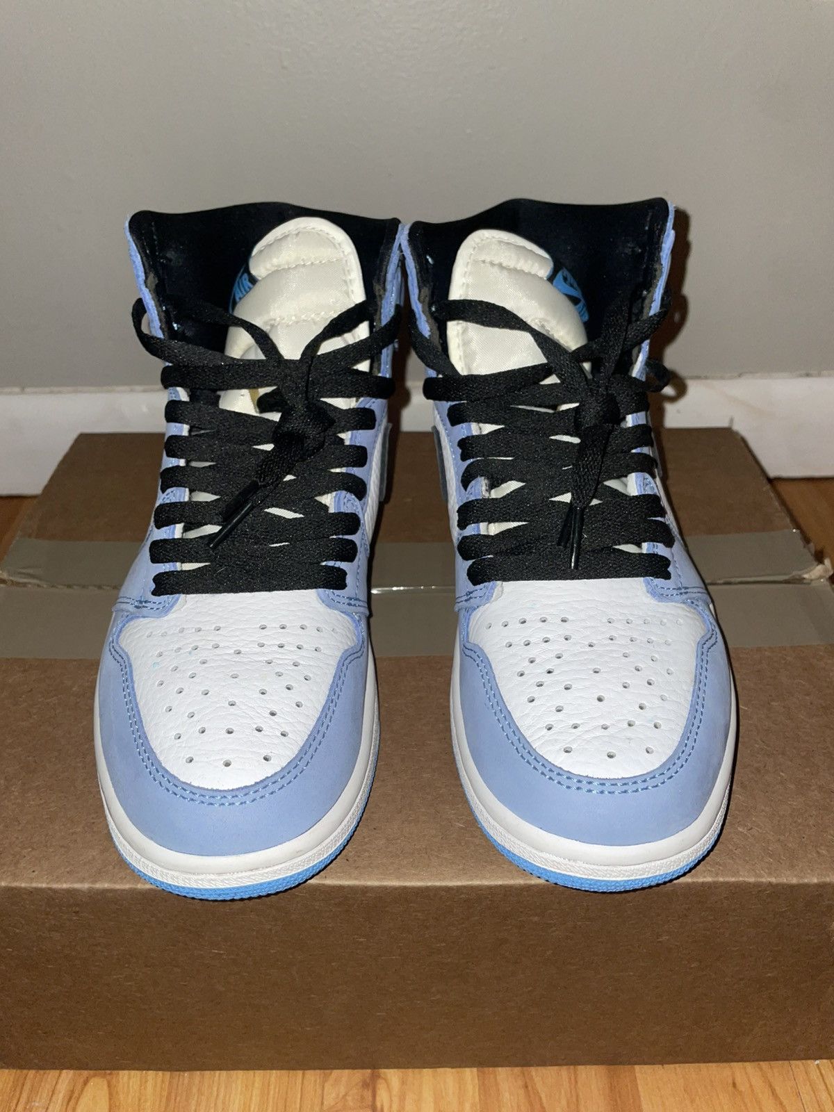 Jordan Brand Air Jordan 1 University Blue 2021 Size US 7.5 / EU 40-41 - 3 Thumbnail