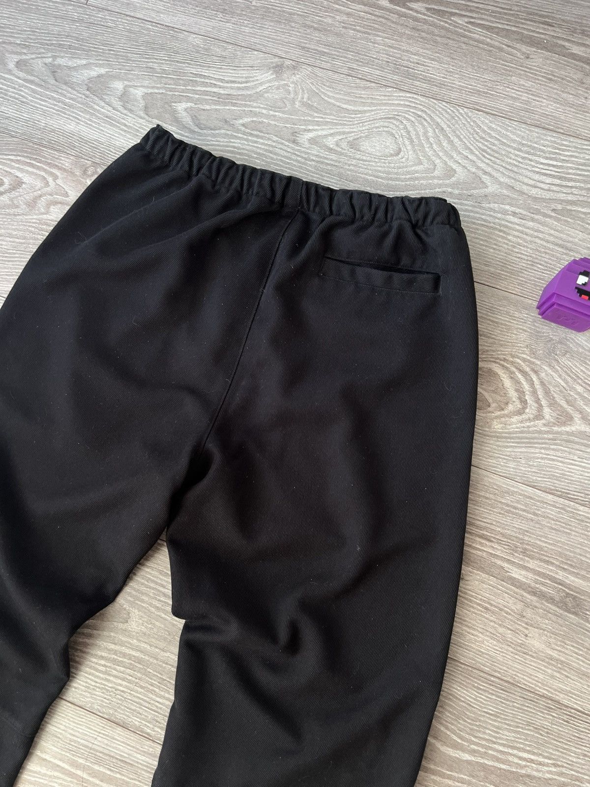 OLAF Rare Olaf Opium Avant Garde Printed Logo Regular Chino Pants Size US 32 / EU 48 - 19 Thumbnail