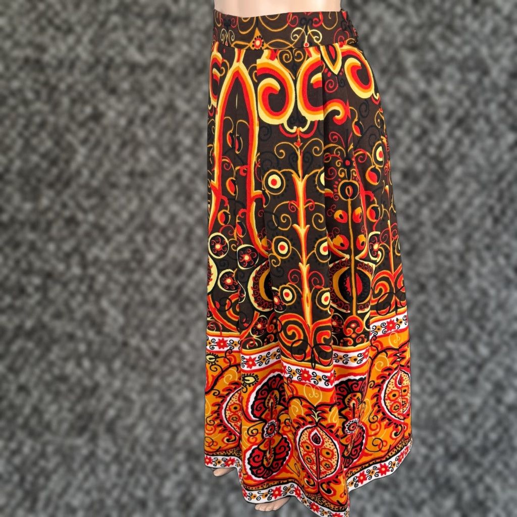 Vintage VINTAGE Women's Skirt Maxi Floral Mod Polyester SS1 2XS Red Spring Summer Winter Casual Modern Size 24" / US 00 / IT 34 - 1 Thumbnail