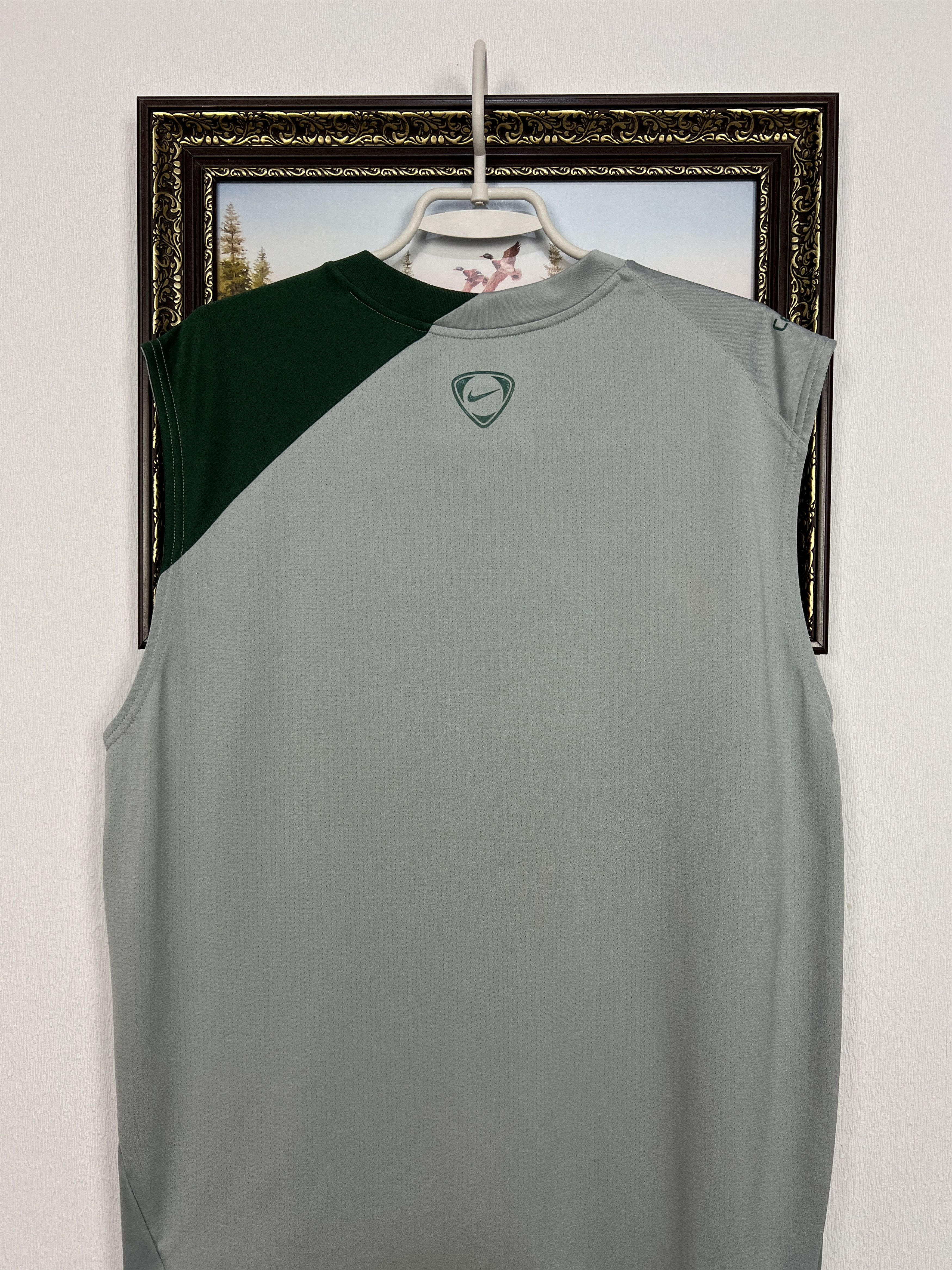 Nike Vintage Nike Celtic Football Train Shirt Vest Soccer Jersey Size US XL / EU 56 / 4 - 11 Thumbnail