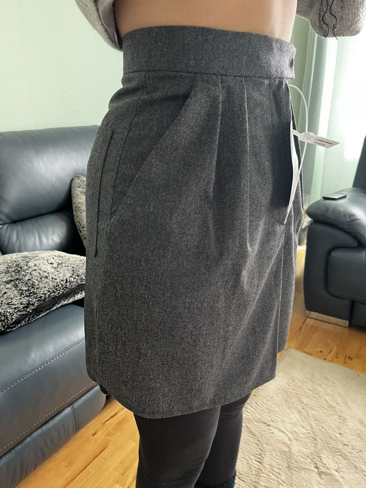 Max Mara Max Mara Wool Tailored Mini Skirt Grey IT 38 S New With Tags Size 26" / US 2 / IT 38 - 9 Thumbnail