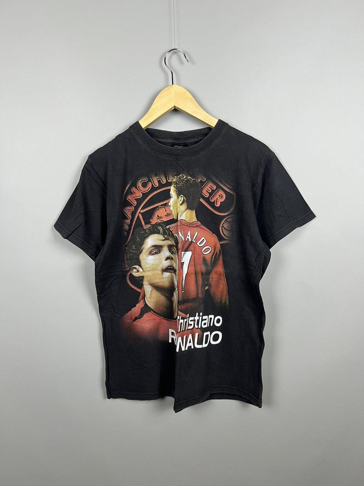 Vintage Vintage Manchester United Cristiano Ronaldo Graphic Tee Size US M / EU 48-50 / 2 - 1 Thumbnail