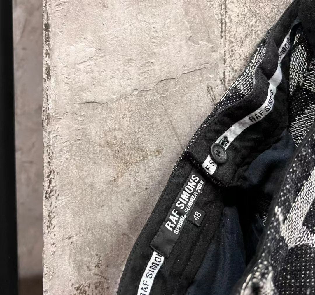 Raf Simons raf simons alphabet all over print star river pants Size US 32 / EU 48 - 2 Thumbnail