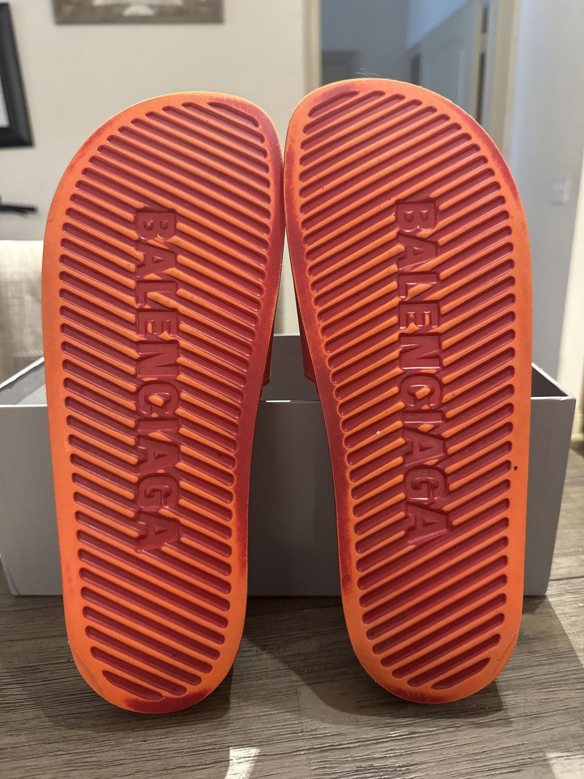 Balenciaga Red Balenciaga slide size 13 Size US 13 / EU 46 - 1 Thumbnail