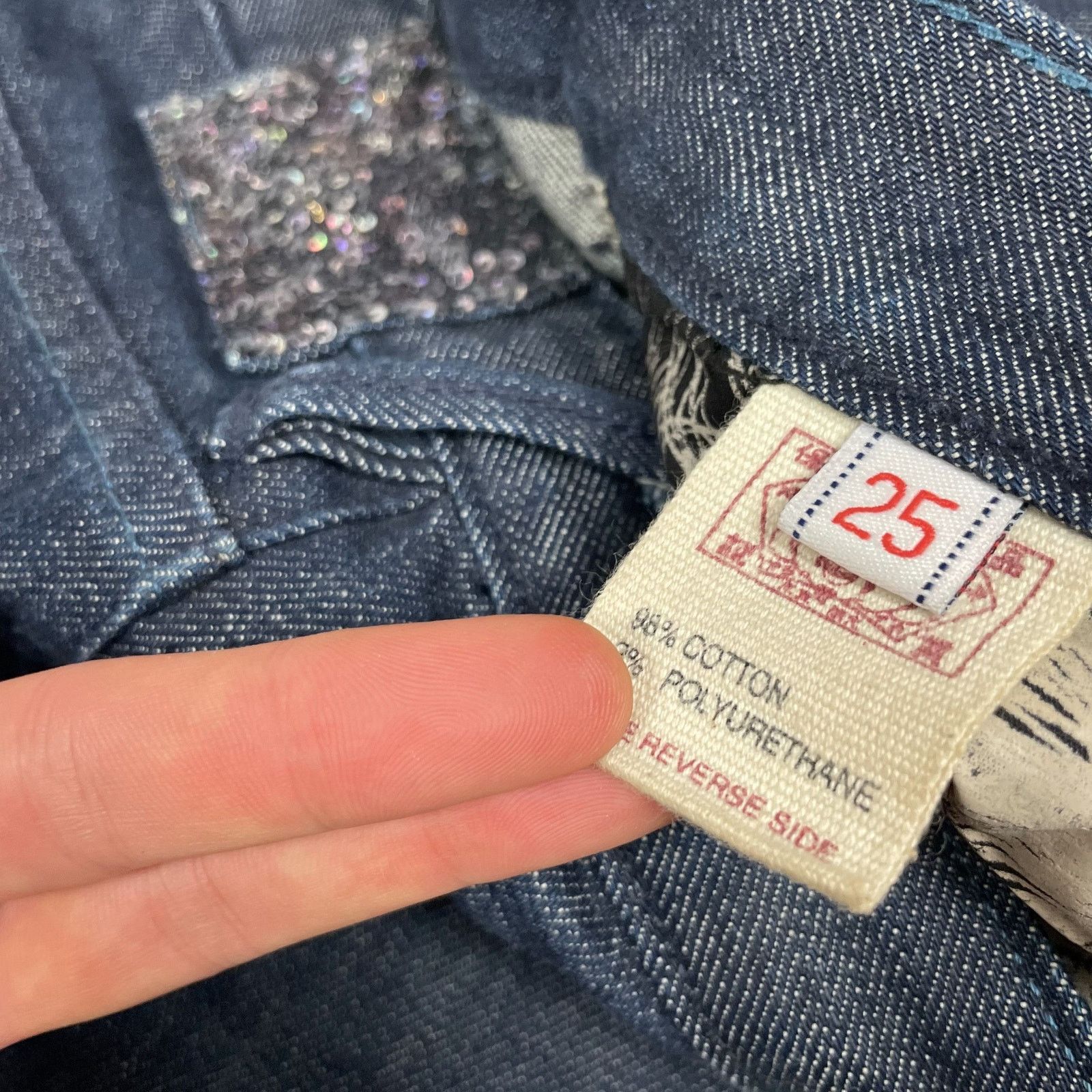 Evisu × Vintage Evisu Women's Blue Cotton Denim Mid-Rise Boyfriend Shorts 25 Size 25" / US 0 / IT 36 - 9 Thumbnail