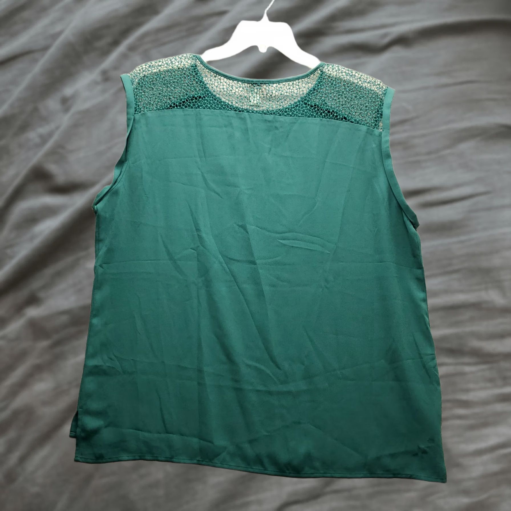 Loft LOFT Ann Taylor Tank Top Womens XL Green Crochet Lace Trim Sleeveless Round Neck Shirt Women XL Green Casual Summer Size XL / US 12-14 / IT 48-50 - 1 Thumbnail