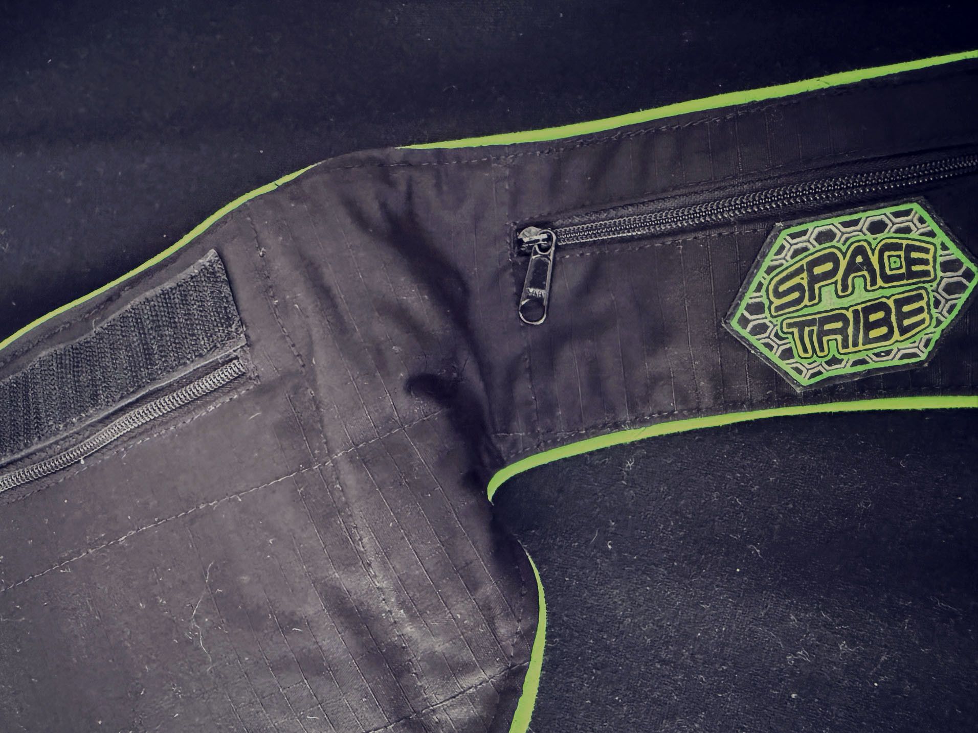 Vintage 90s Vintage Space Tribe fanny pack Size ONE SIZE - 6 Thumbnail
