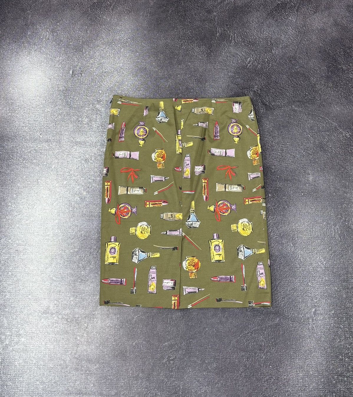 Iceberg Vintage Iceberg Olive Green Makeup Beauty Print Pencil Skirt Size 32" / US 10 / IT 46 - 2 Thumbnail