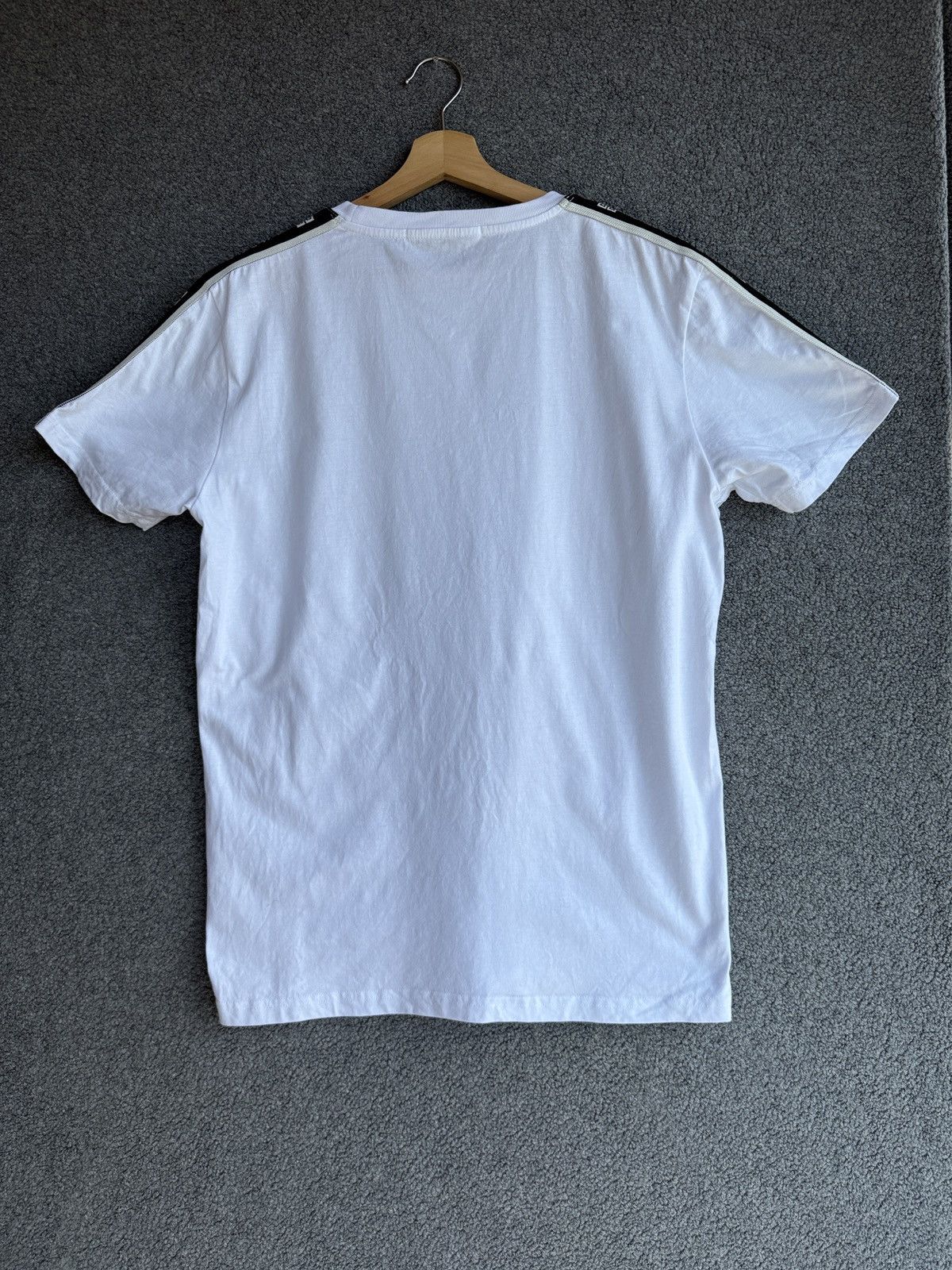 Givenchy Givenchy Taped Sleeve Logo T-Shirt Size US XL / EU 56 / 4 - 6 Thumbnail
