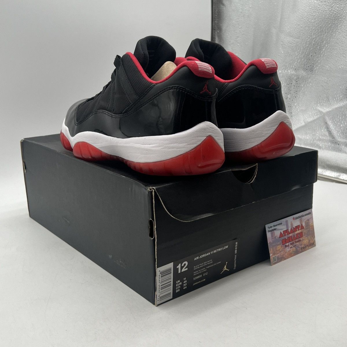Jordan Brand Air Jordan 11 low bred Size US 12 / EU 45 - 4 Thumbnail