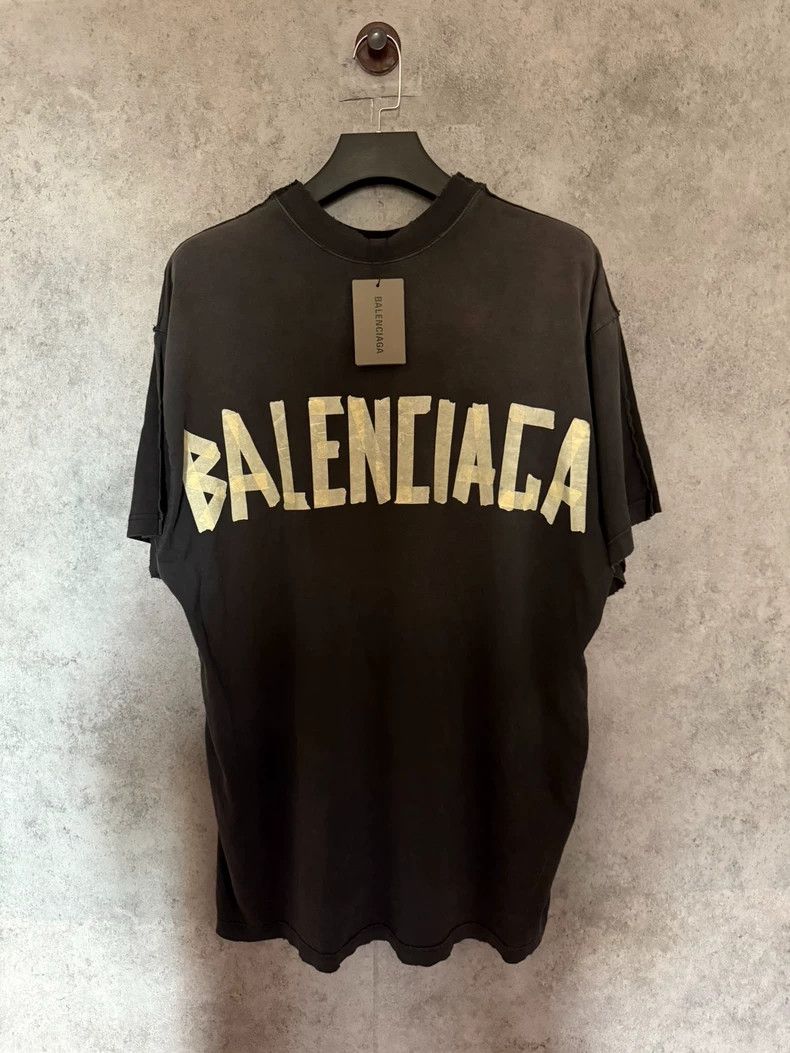 Balenciaga Balenciaga Tape Patched, Black and Red 3B Embroidered Shor Size US M / EU 48-50 / 2 - 1 Thumbnail