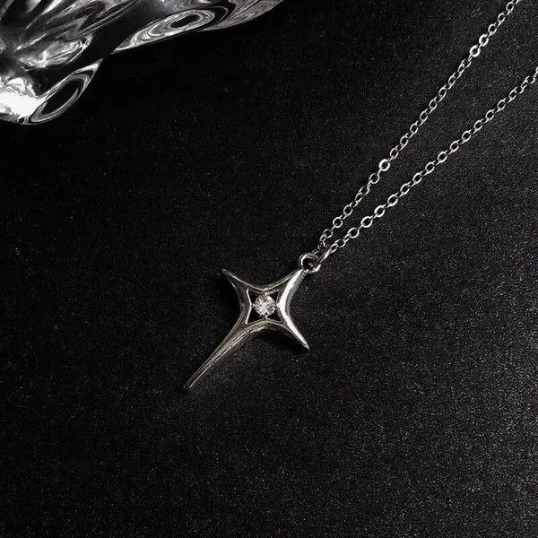 Jewelry Starbust Necklace Size ONE SIZE - 2 Thumbnail