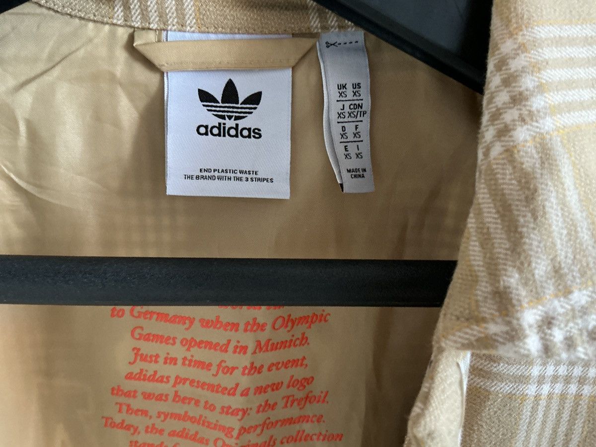 Adidas Adidas Originals Anniversary Plaid Jacket - Big Embroidery Size US M / EU 48-50 / 2 - 3 Thumbnail