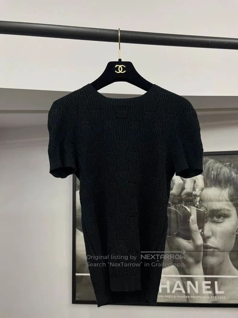 Chanel Chanel Black Logo Knit Short Sleeve Top. Size US M / EU 48-50 / 2 - 1 Thumbnail