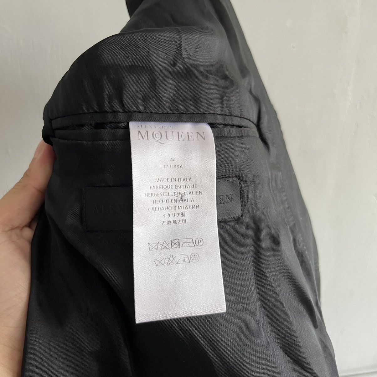Alexander McQueen S/S16 Alexander Mcqueen War Medallions Tailored Jacket Size US S / EU 44-46 / 1 - 9 Thumbnail