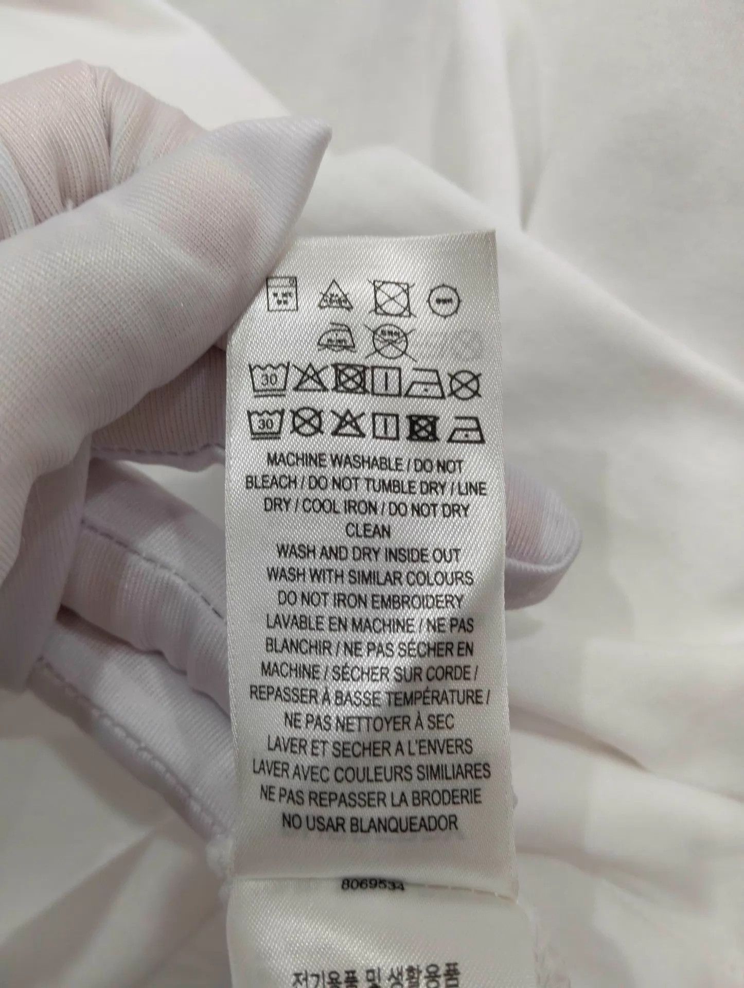 Burberry Burberry White Embroidered B Logo Crewneck T-Shirt M Size US M / EU 48-50 / 2 - 6 Thumbnail