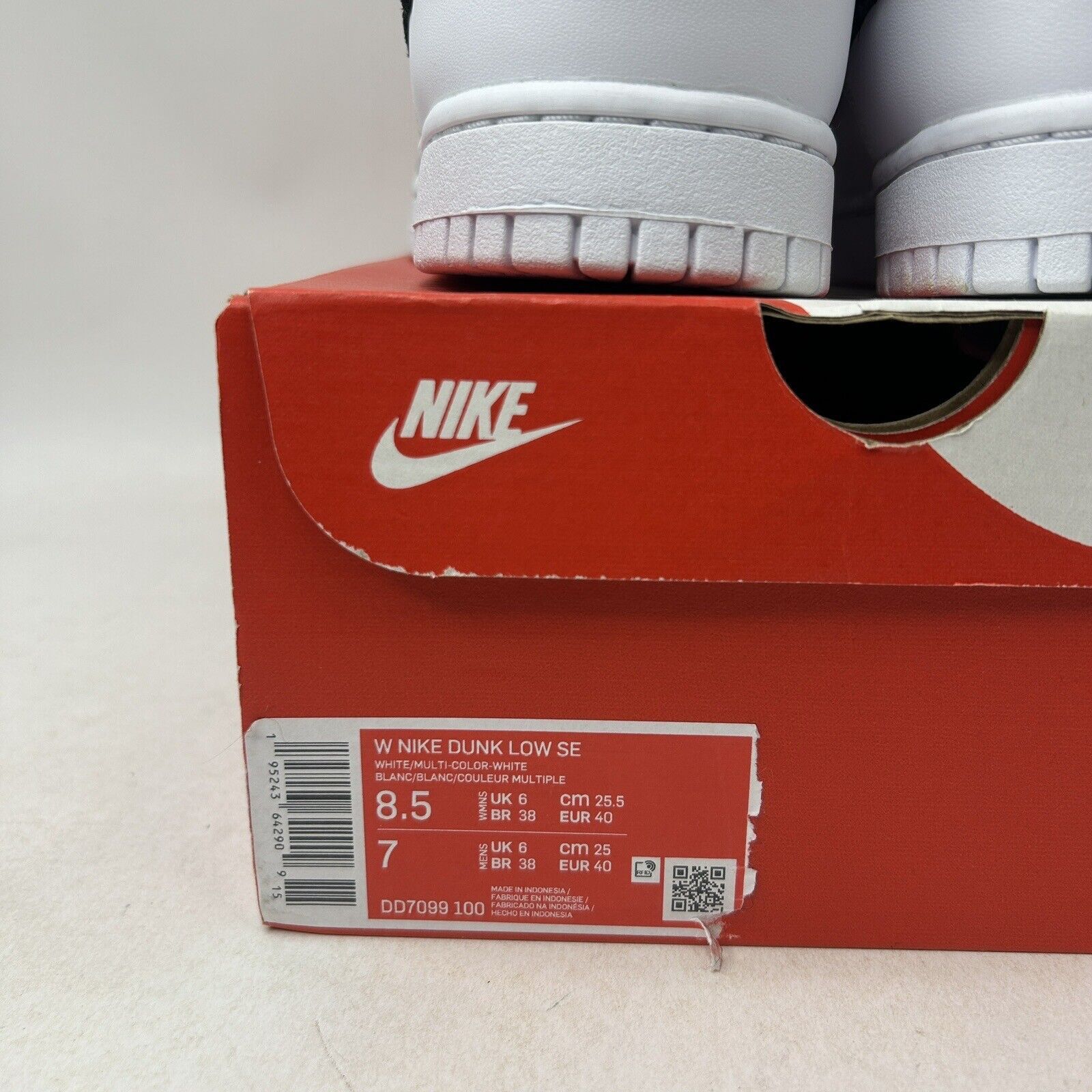 Nike Nike Dunk Low SE WMNS “Primal White Leopard” 2024 Size US 8.5 / IT 38.5 - 5 Thumbnail