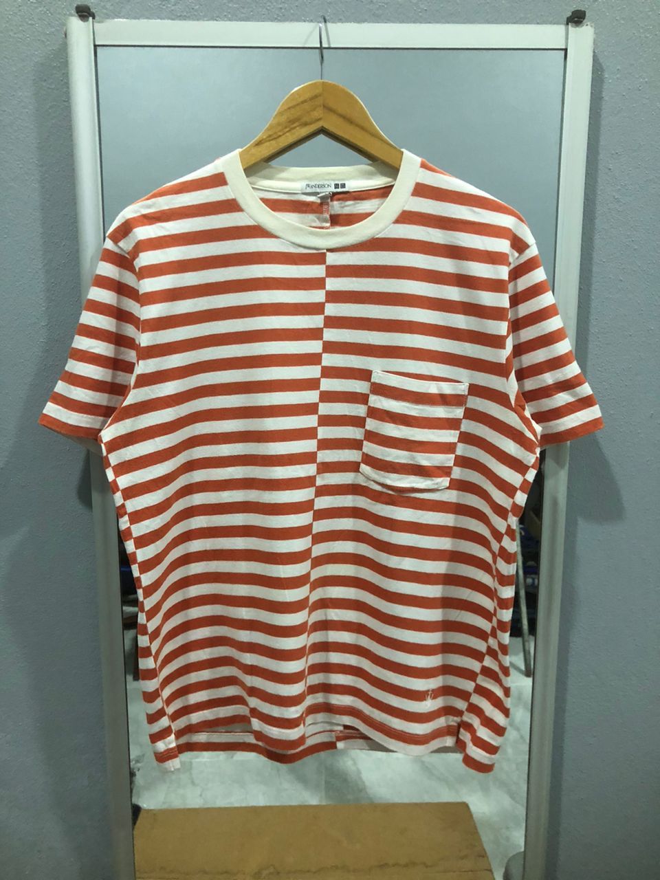 JW Anderson × Uniqlo JW Anderson Split Stripe Uniqlo Tee Size US M / EU 48-50 / 2 - 1 Thumbnail