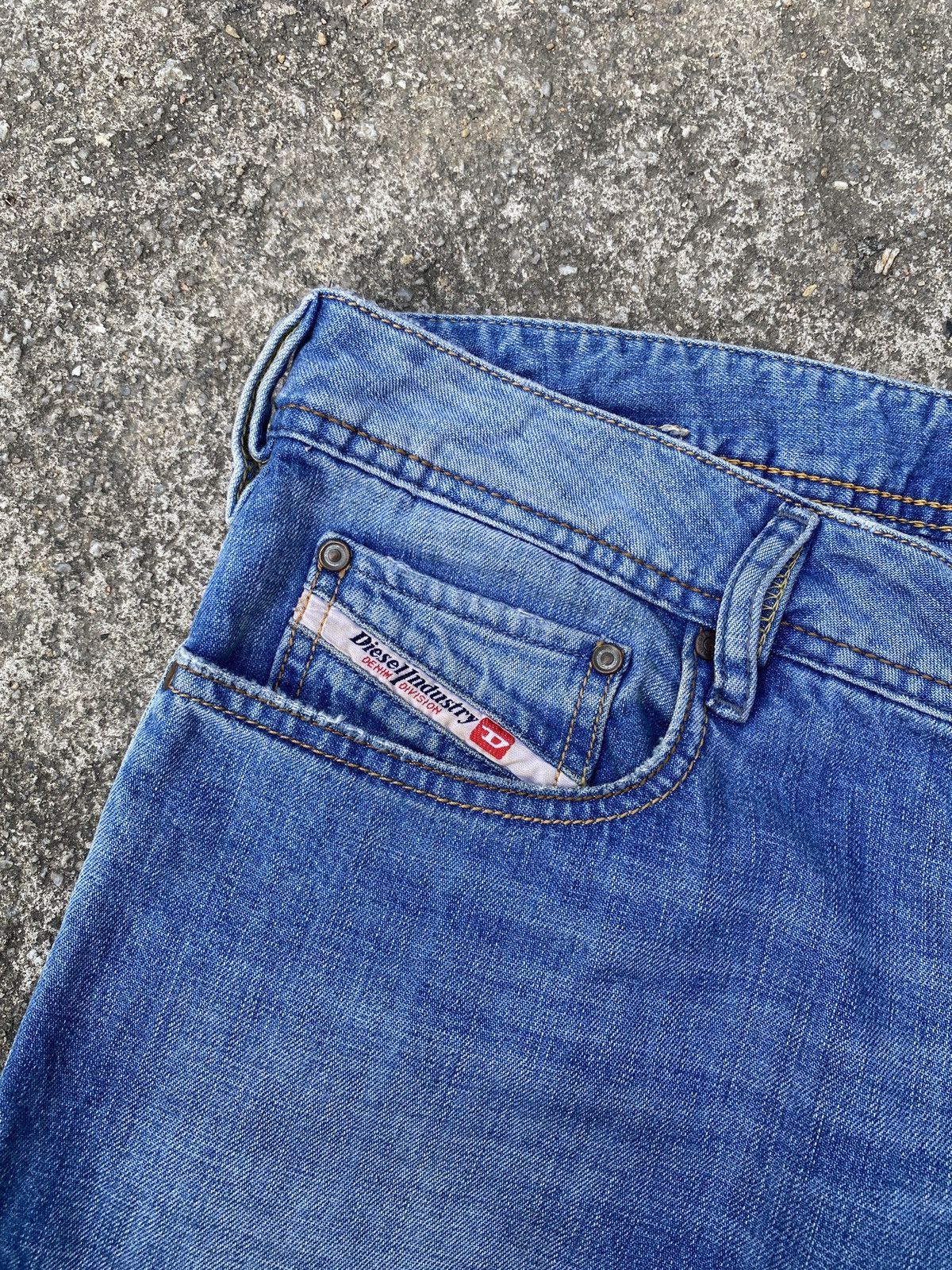 Diesel × Japanese Brand × Tornado Mart Diesel Zathan Blue Faded Flare Denim Size US 34 / EU 50 - 6 Thumbnail