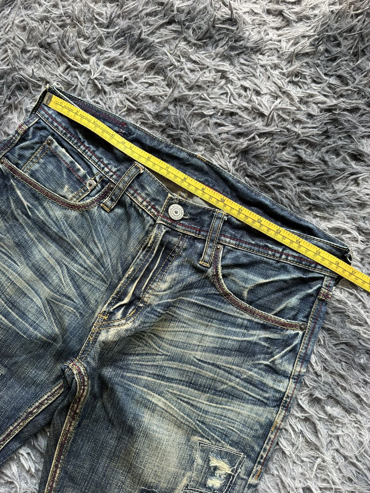 5351 POUR LES HOMMES SS2009 Edge Rupert ''Rockstar Edge '' distressed boro denim Size US 32 / EU 48 - 11 Thumbnail