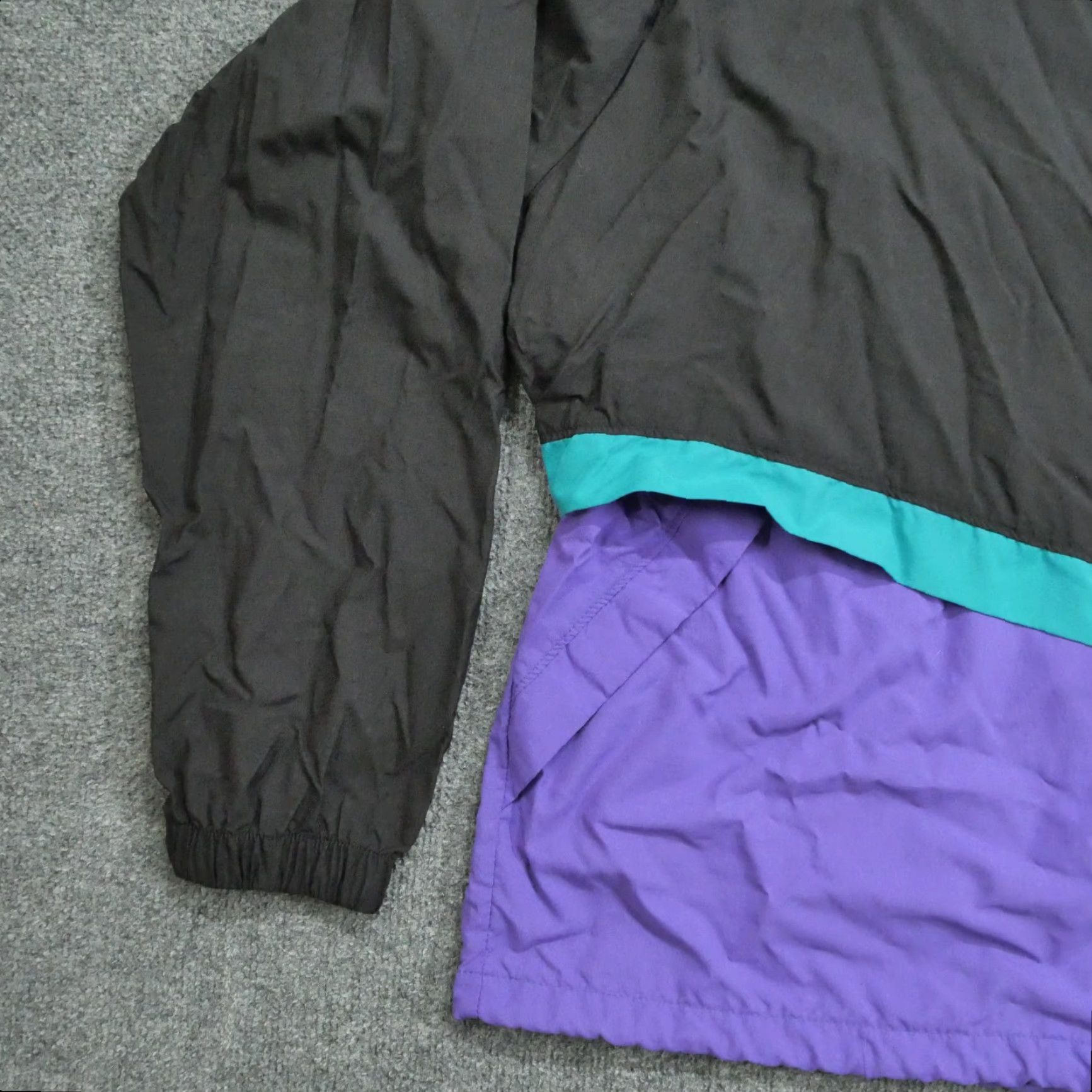 Vintage VINTAGE Jammin Jacket Windbreaker Mens XL Black 90s Windbreaker Logo Jammin Jacket Mens XL Black 90s Size US XL / EU 56 / 4 - 5 Thumbnail