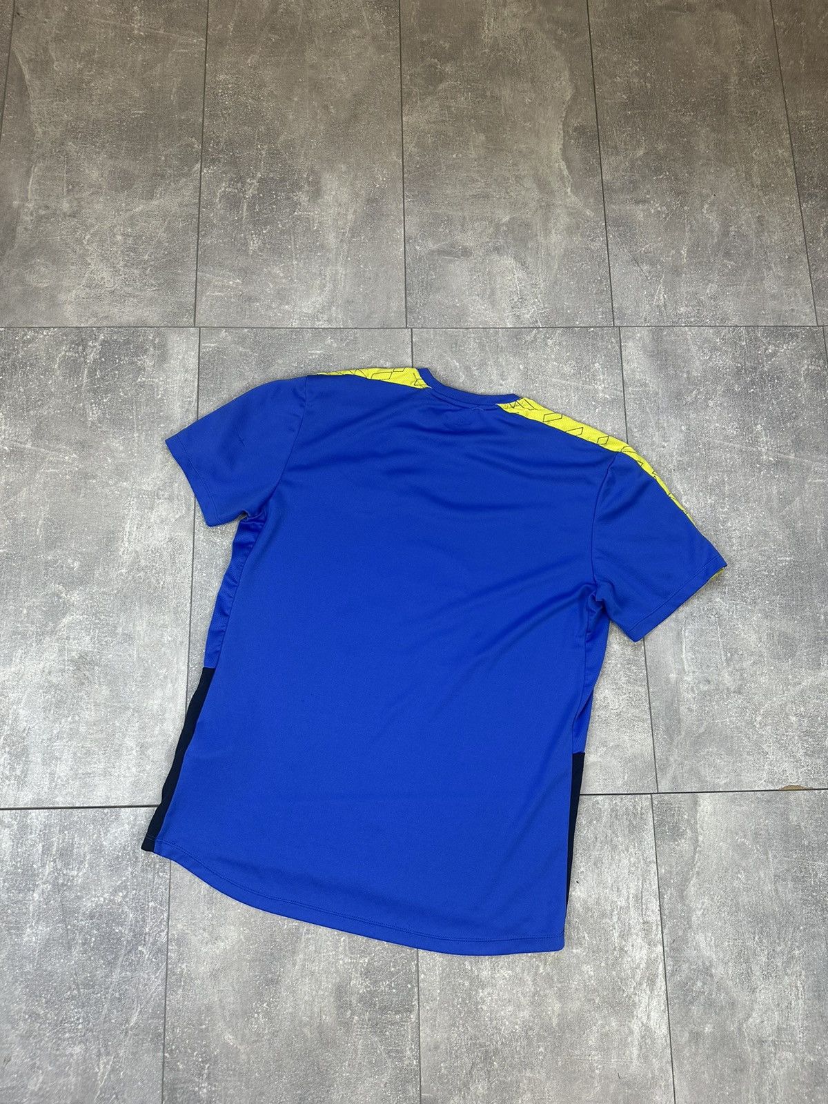 Umbro Men’s Umbro Everton home soccer jersey Size US M / EU 48-50 / 2 - 15 Thumbnail